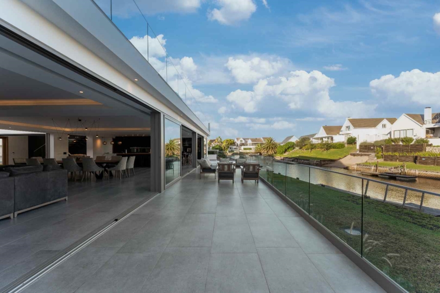 6 Bedroom Property for Sale in Canals Eastern Cape